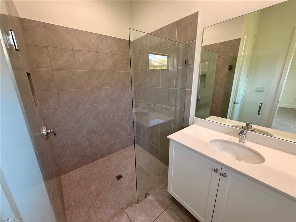 MAPLE RIDGE - Residential