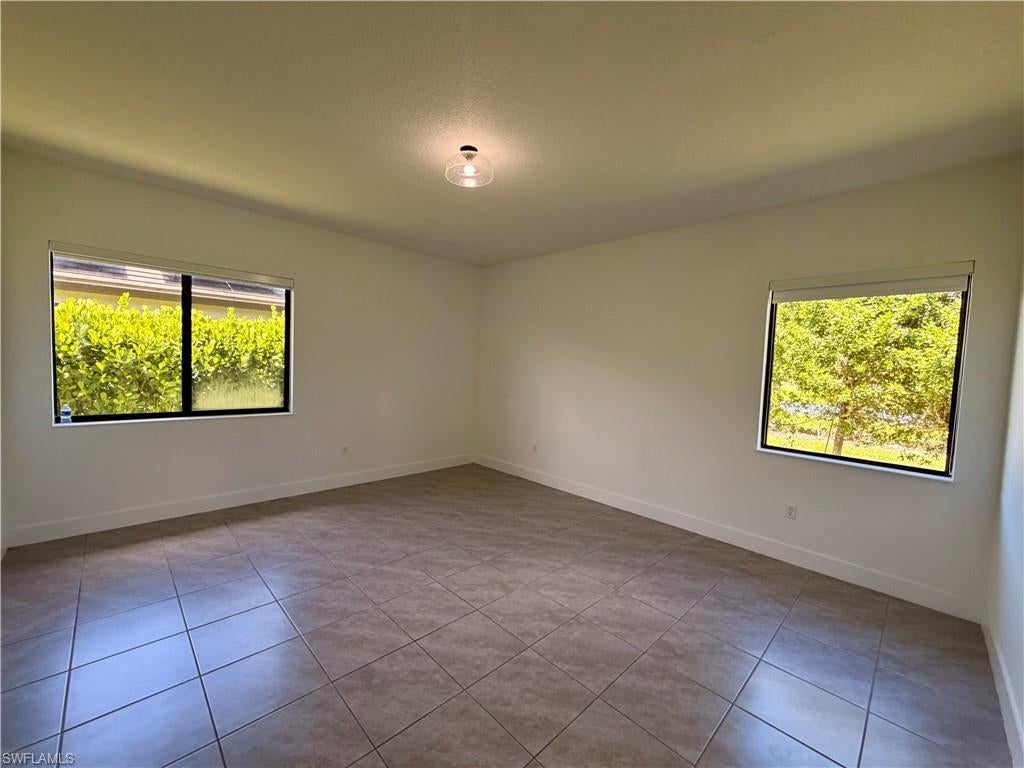 MAPLE RIDGE - Residential