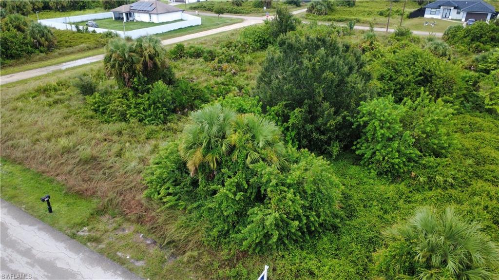LEHIGH ACRES - Land