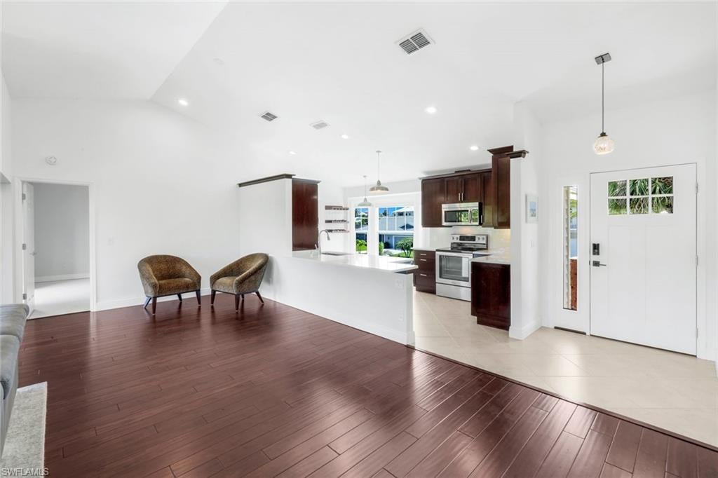 BONITA FARMS - Residential
