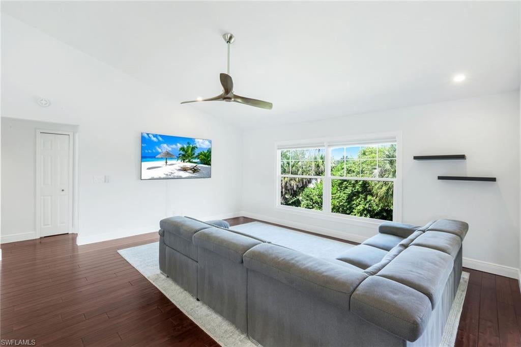 BONITA FARMS - Residential
