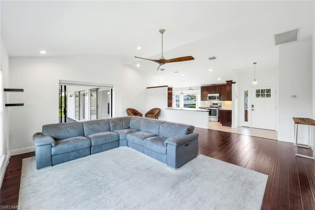 BONITA FARMS - Residential
