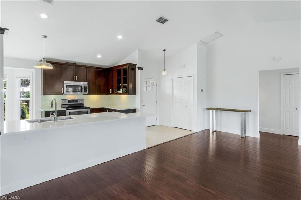 BONITA FARMS - Residential