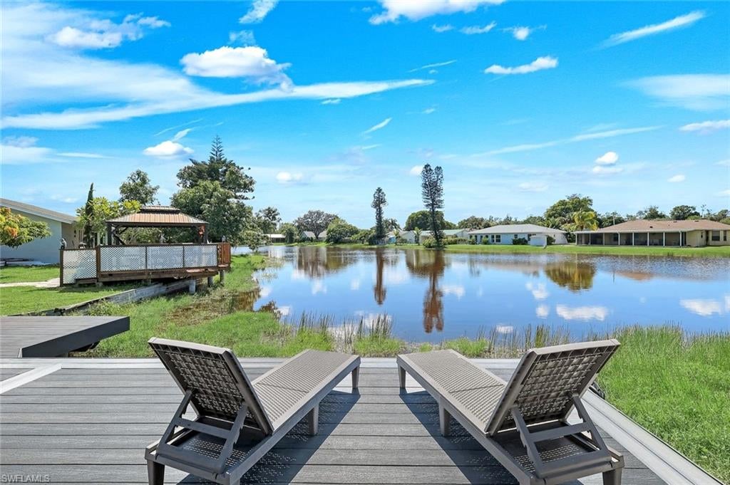 SANDY HOLLOW - Residential