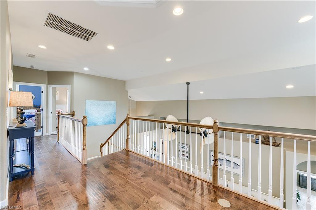 OAK STRAND - Residential