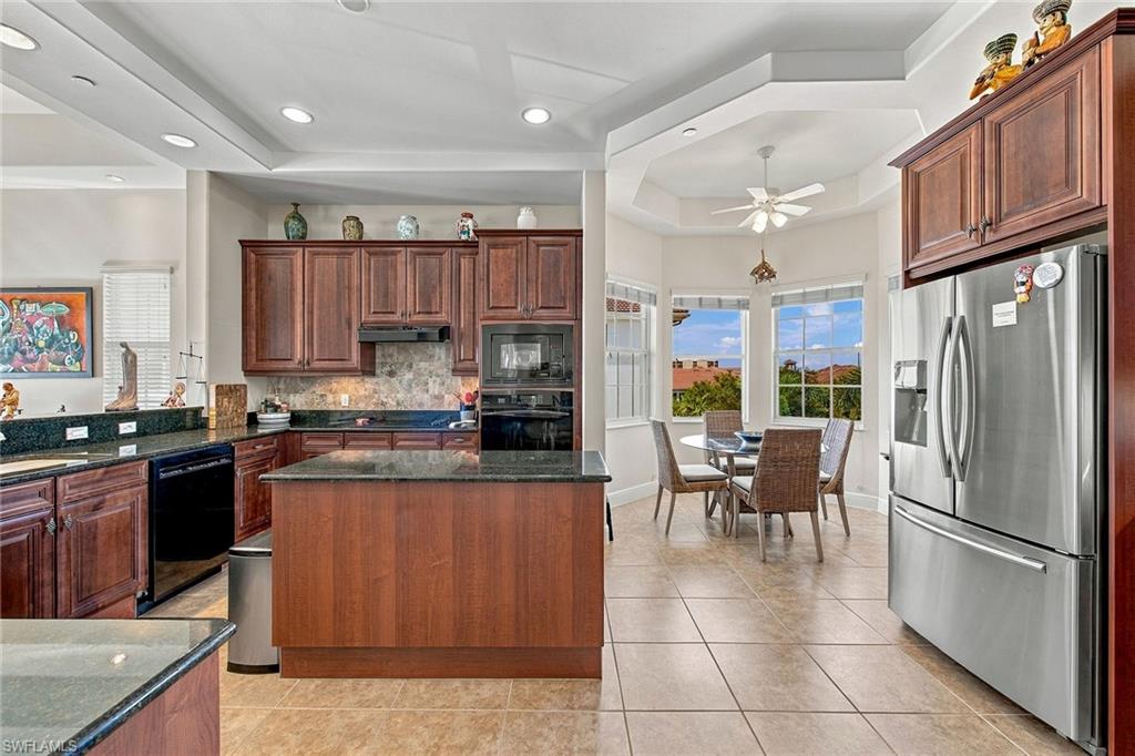 AVELLINO ISLES - Residential