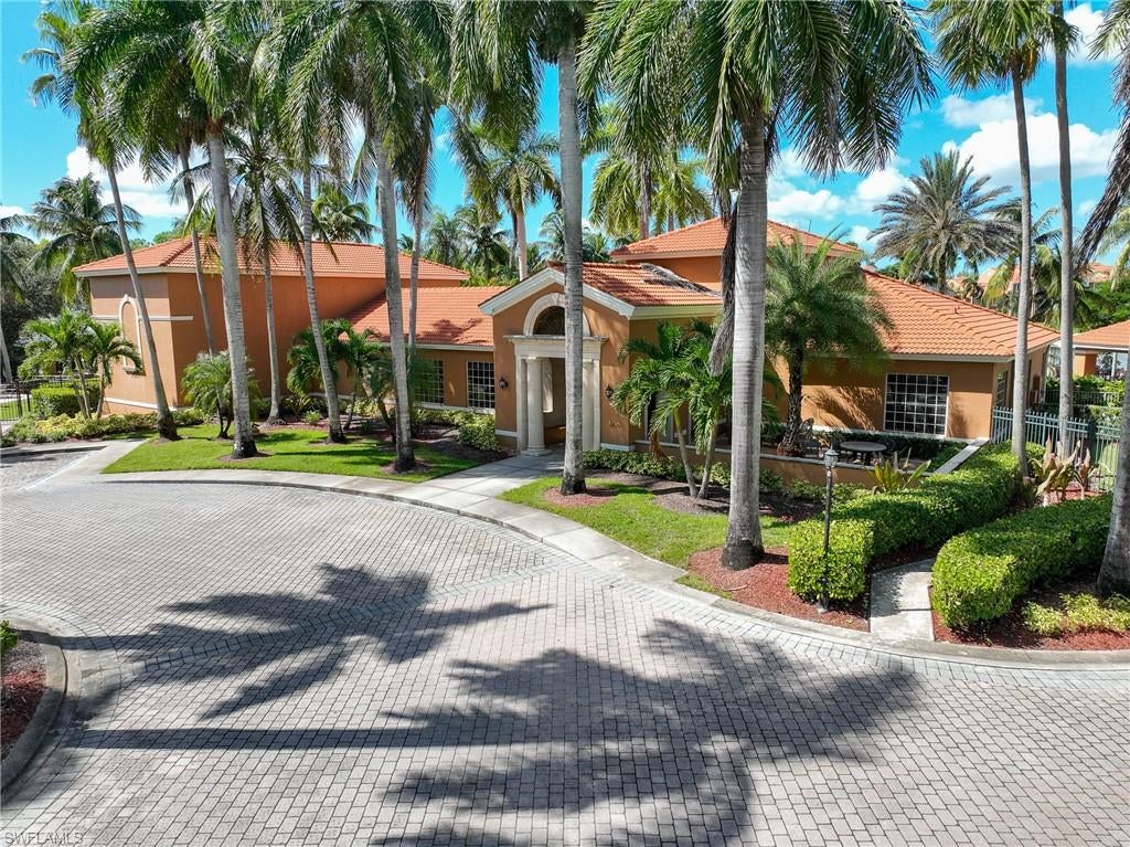 THE ENCLAVE AT NAPLES - Residential