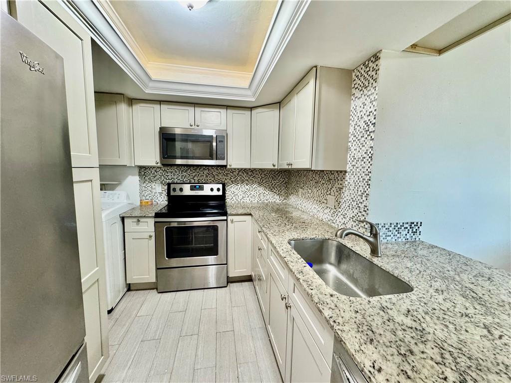 LAKEWOOD - Residential