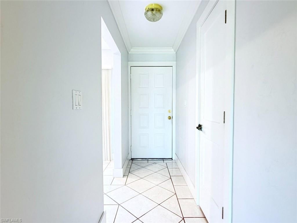 BAY POINTE YACHT & RACQUET CLUB - Residential