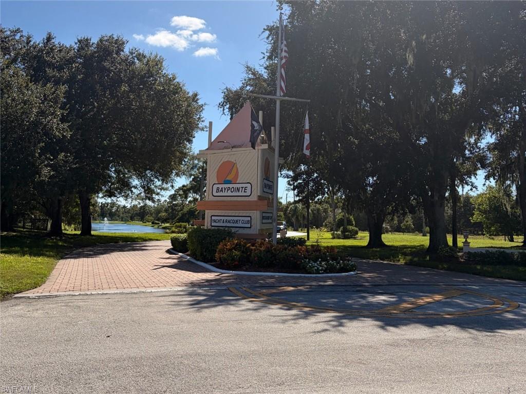BAY POINTE YACHT & RACQUET CLUB - Residential