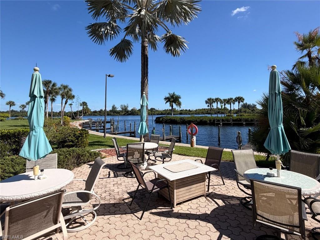 BAY POINTE YACHT & RACQUET CLUB - Residential