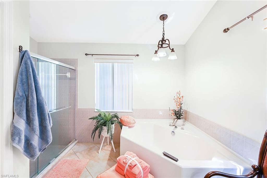 BERKSHIRE LAKES - Residential Lease