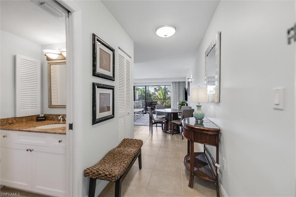 TENNIS VILLAS - Residential