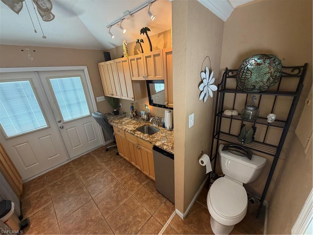 CYPRESS WOODS RV RESORT - Land