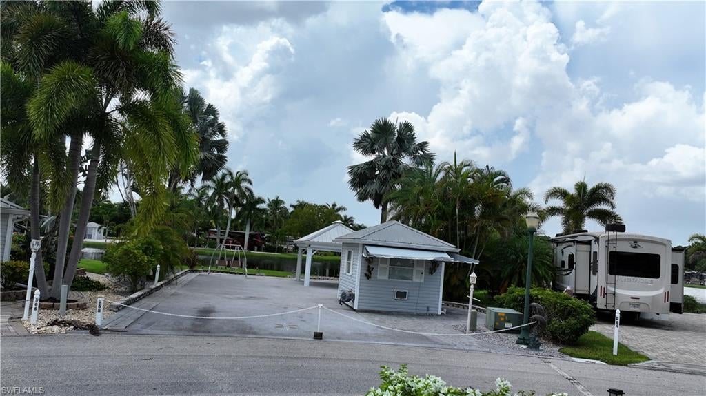 CYPRESS WOODS RV RESORT - Land