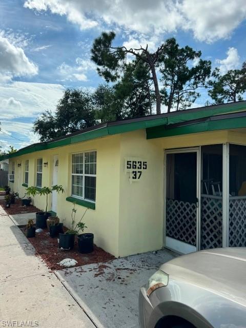 PINE MANOR - Residential Income