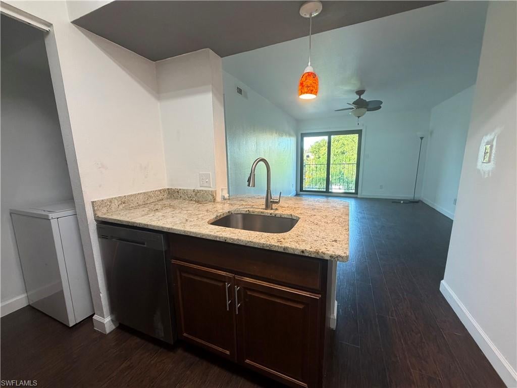 VILLAGE CREEK - Residential