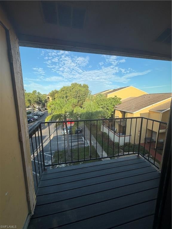 VILLAGE CREEK - Residential