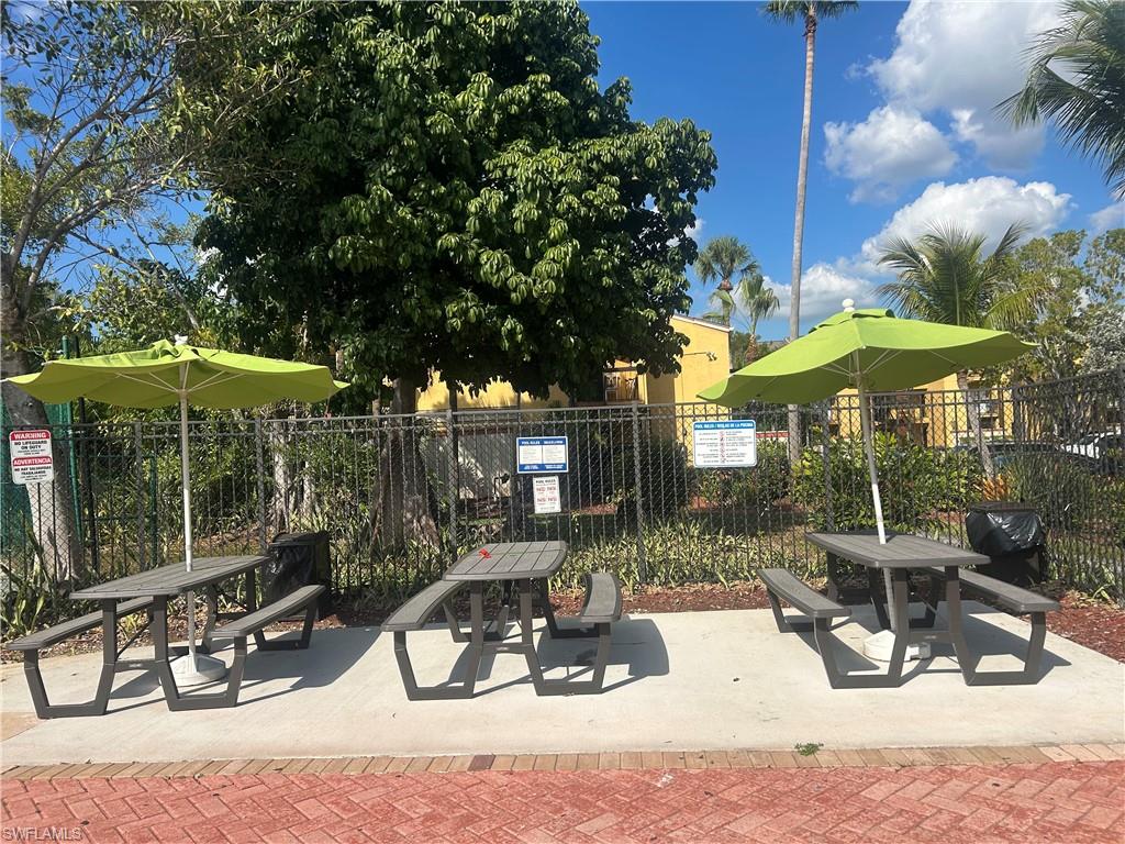 VILLAGE CREEK - Residential