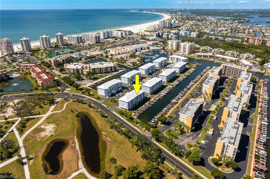 ROYAL PELICAN TOWNHOUSE - Residential