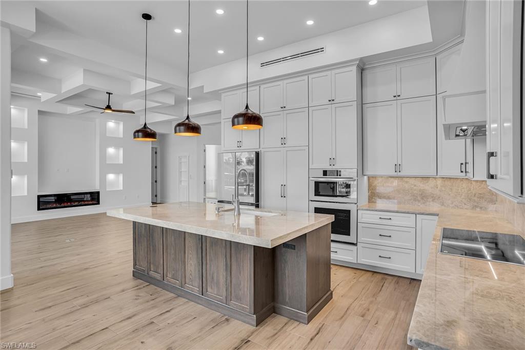 MARCO ISLAND - Residential