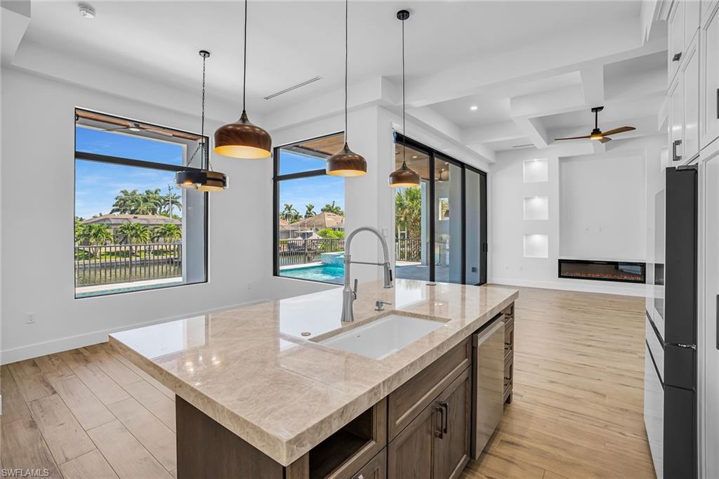 MARCO ISLAND - Residential