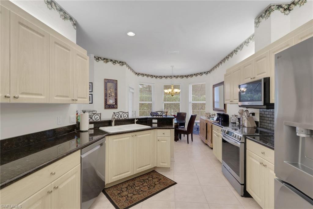 SPANISH WELLS - Residential