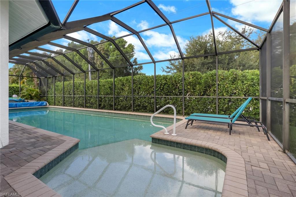 SPANISH WELLS - Residential