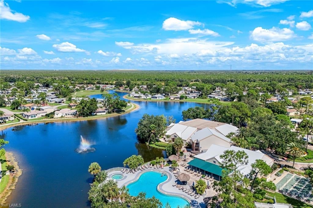 PINE LAKES COUNTRY CLUB - Residential