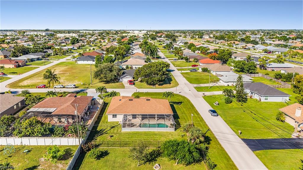 CAPE CORAL - Residential