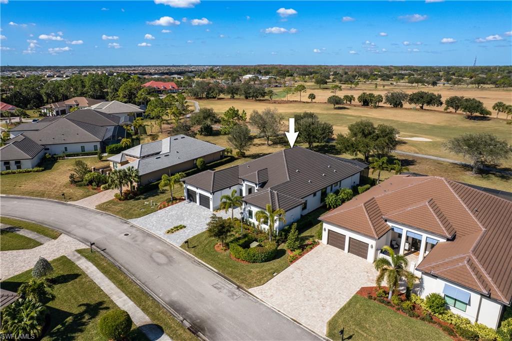 COUNTRY CLUB - Residential
