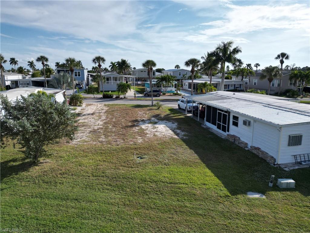BAYSIDE ESTATES - Land