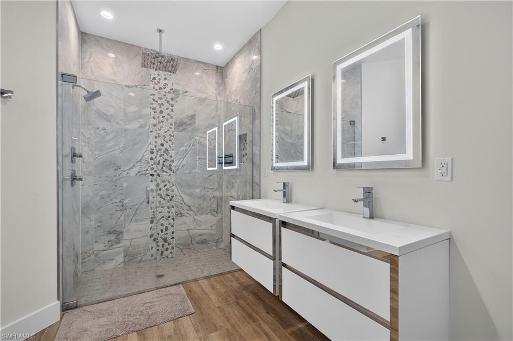 SAN CARLOS ESTATES - Residential