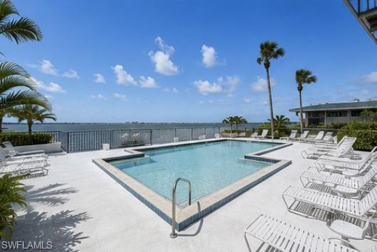NORTH SHORE PLACE - Residential