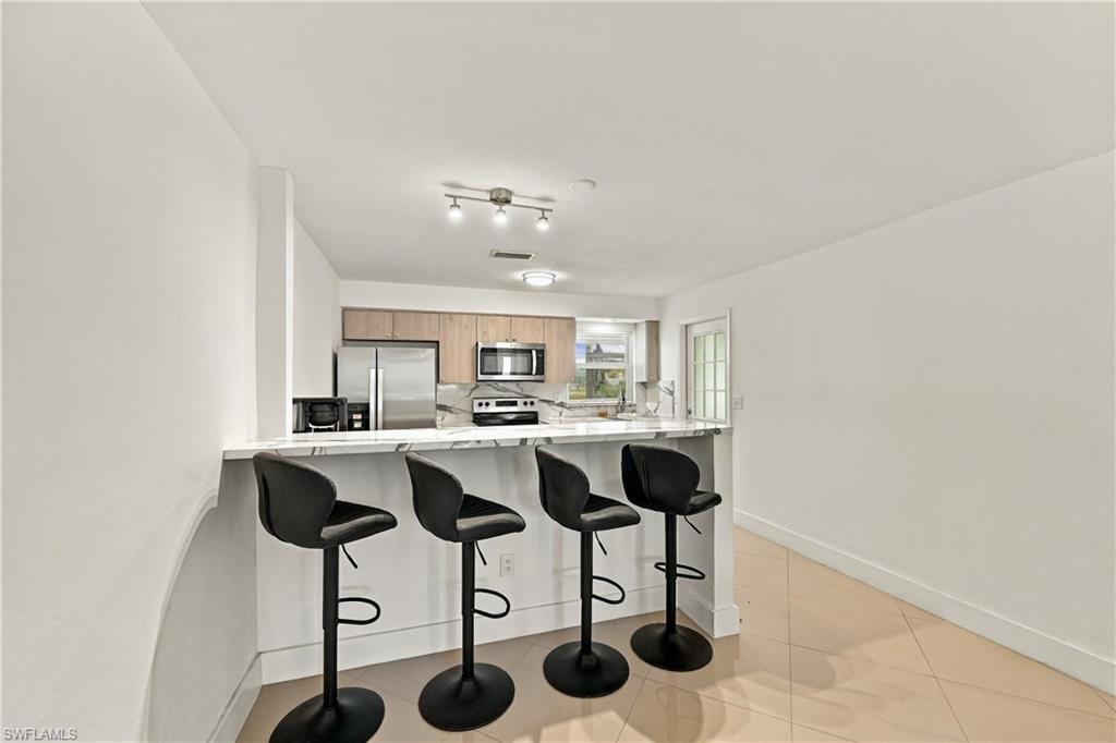 CAPE CORAL - Residential Income