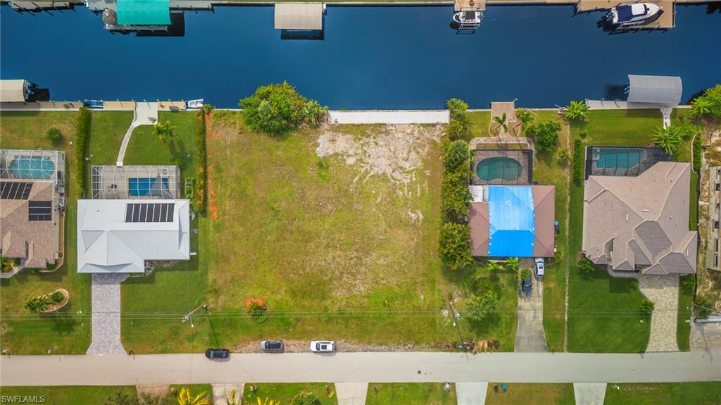 CAPE CORAL - Land