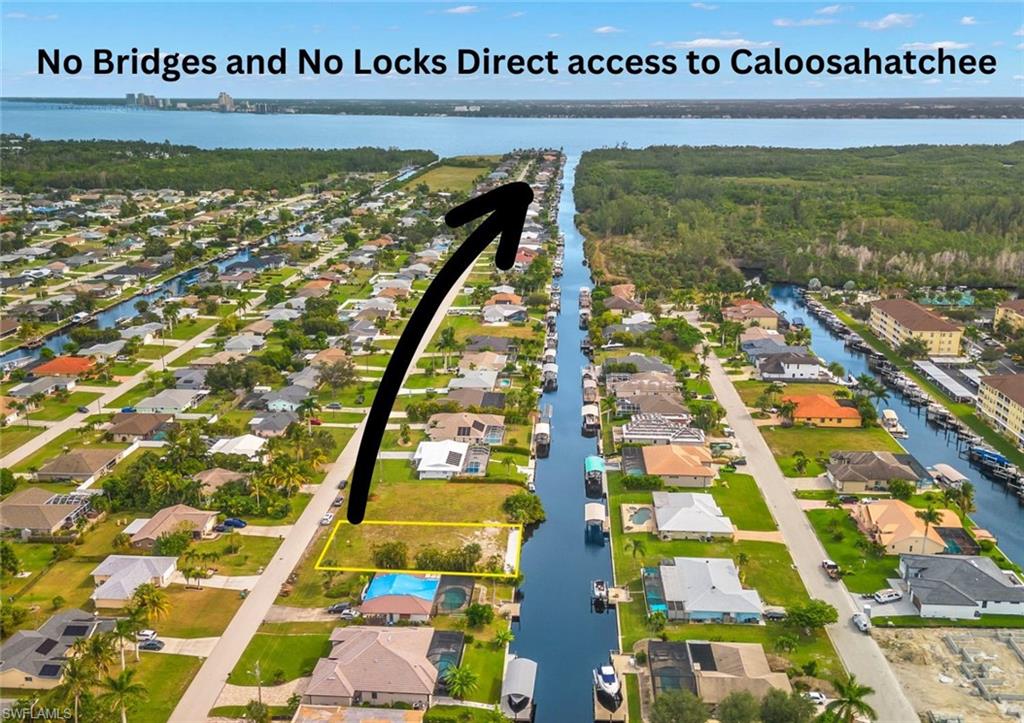 CAPE CORAL - Land