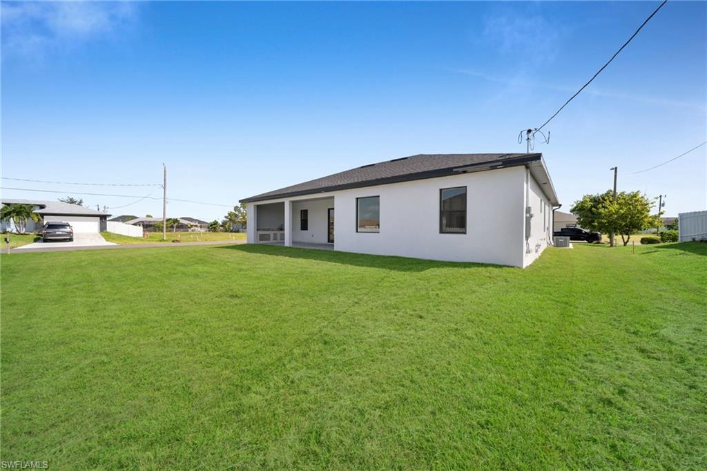 CAPE CORAL - Residential