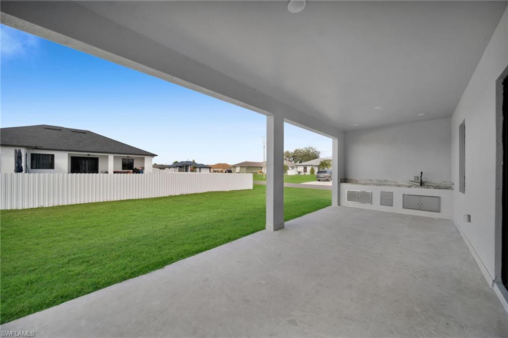 CAPE CORAL - Residential