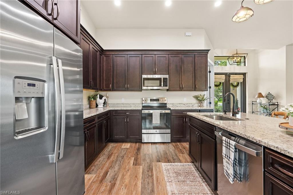RIVERWIND COVE - Residential