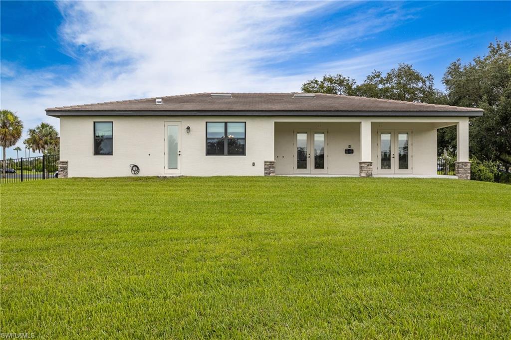 RIVERWIND COVE - Residential