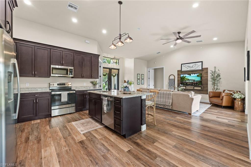 RIVERWIND COVE - Residential