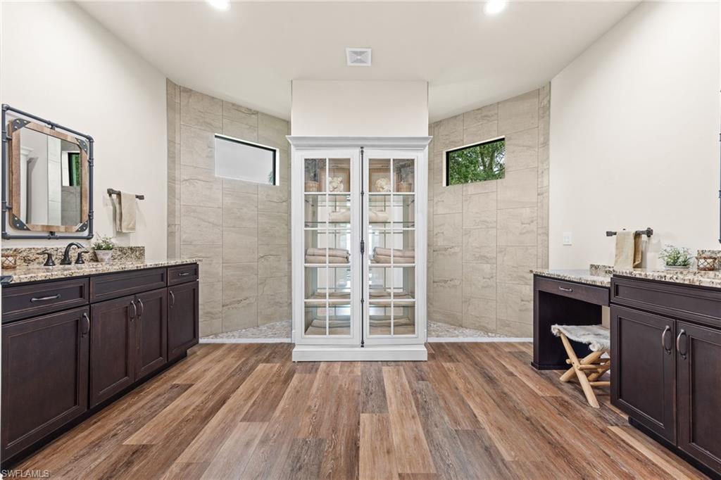 RIVERWIND COVE - Residential