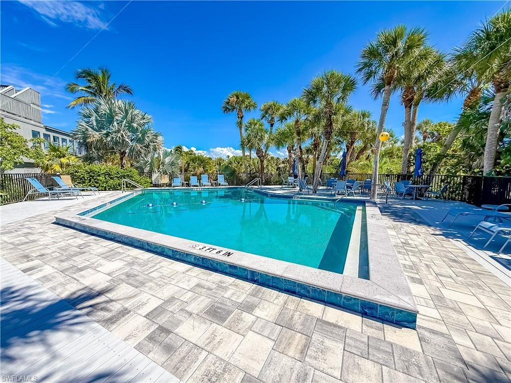 SAFETY HARBOR CLUB - Residential