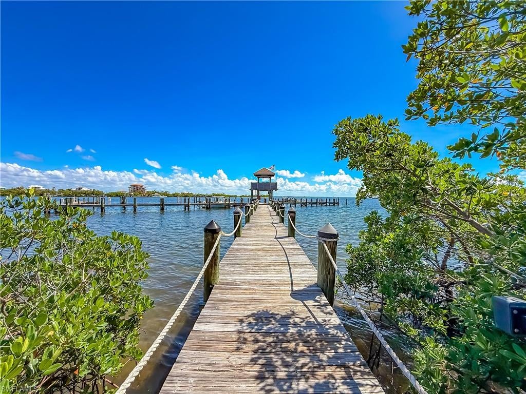 SAFETY HARBOR CLUB - Residential