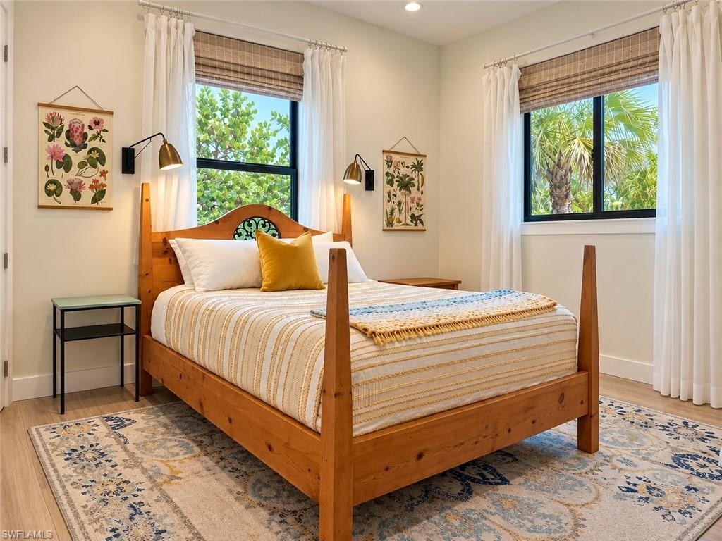 SAFETY HARBOR CLUB - Residential