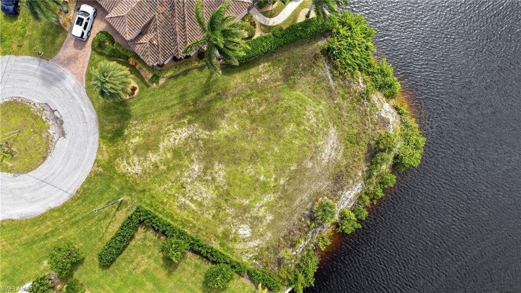 CAPE CORAL - Land