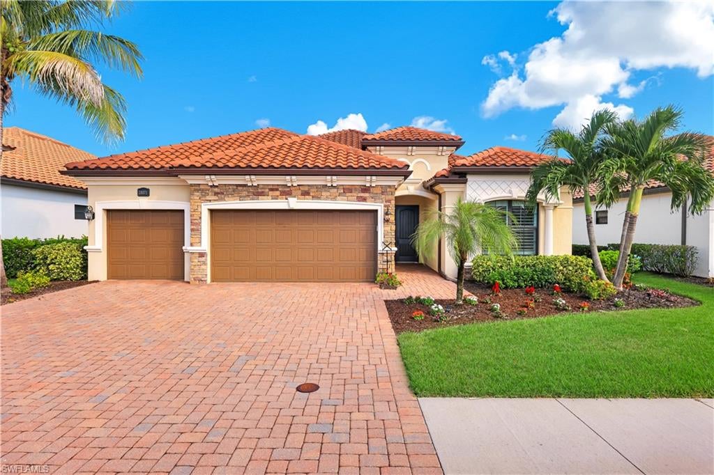 BONITA NATIONAL GOLF AND COUNTRY CLUB - Residential