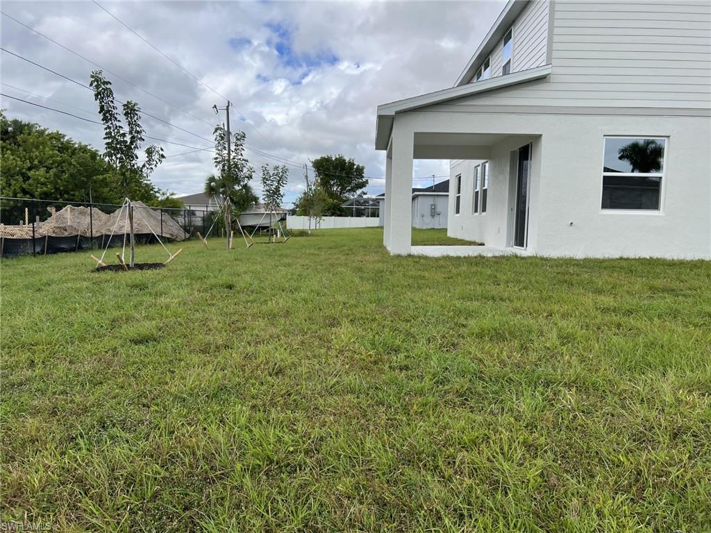 CAPE CORAL - Residential