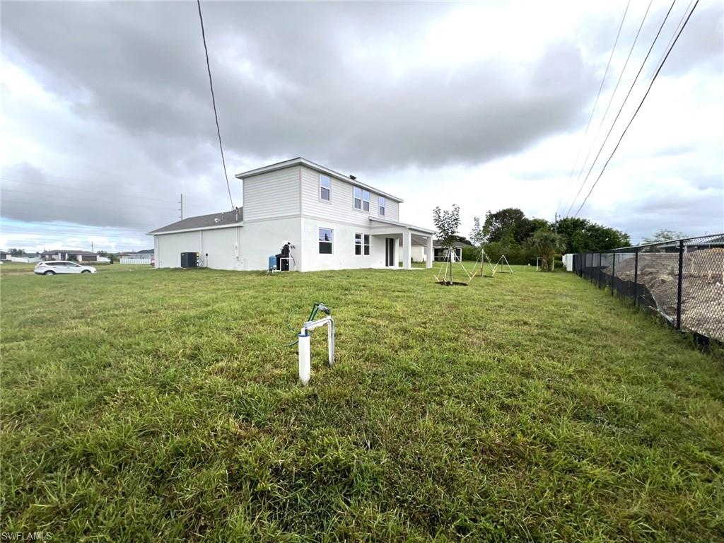 CAPE CORAL - Residential